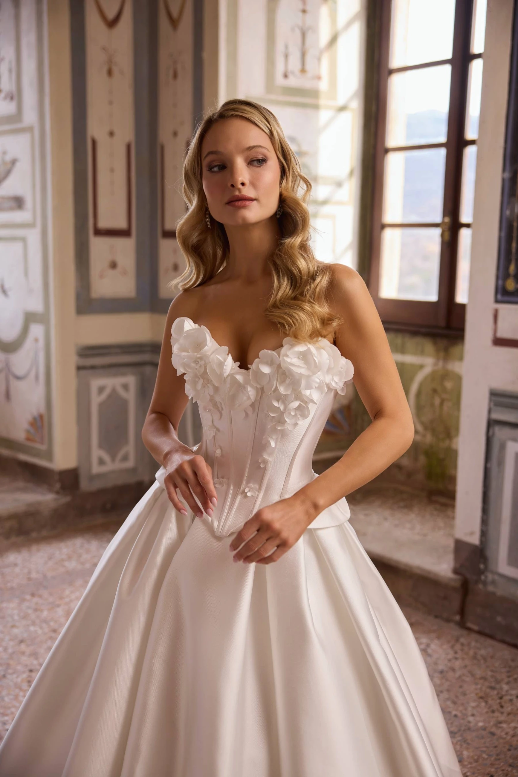 Veni Infantino wedding dress