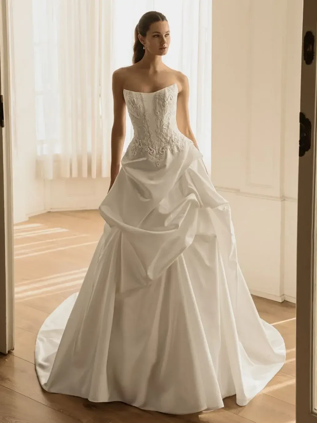 Élysée &amp; Étoile 2027 Collection Preview Event