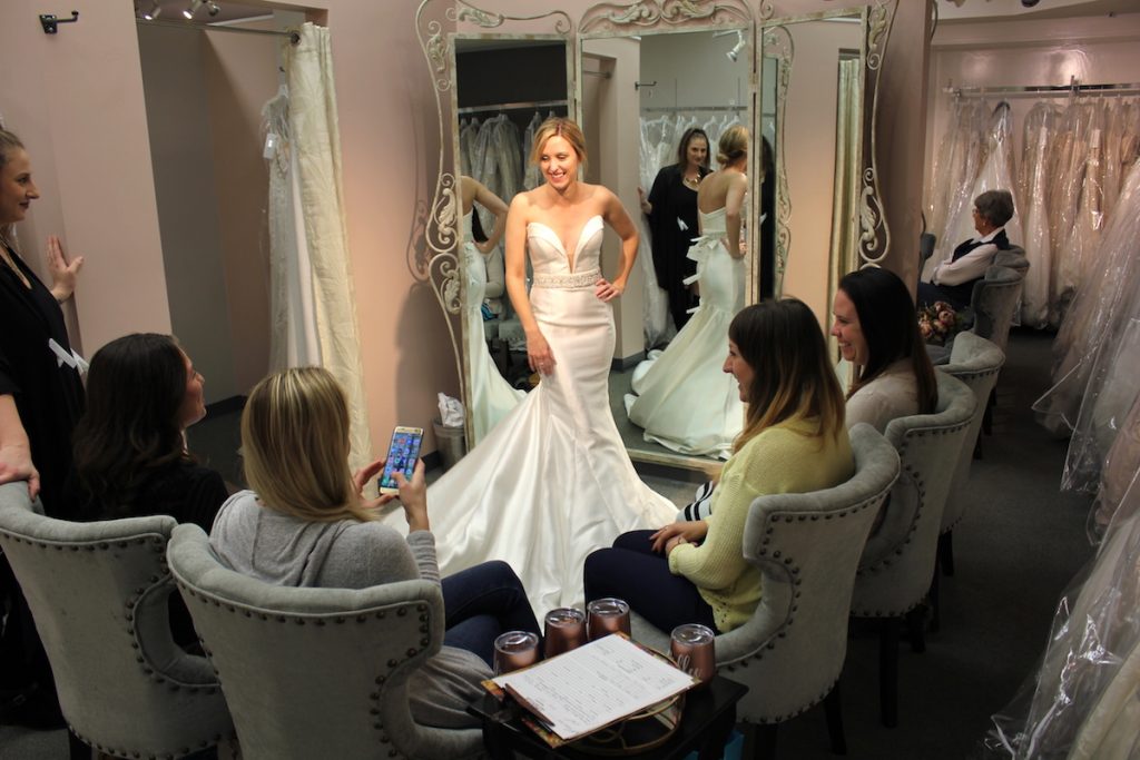 How to have the best experience when wedding dress shopping Image
