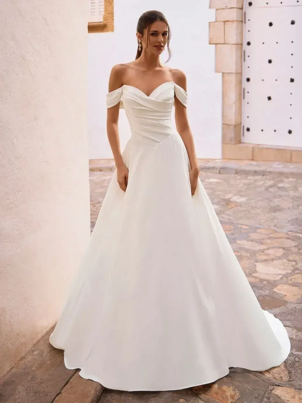 Gown Image #1